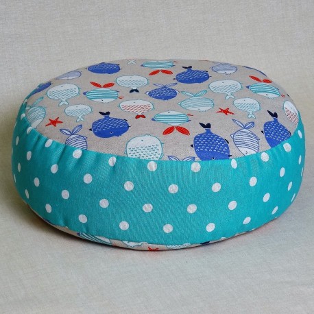 Pohánkový meditačný sedák 38 x 10 cm rybičky / tyrkysový puntík